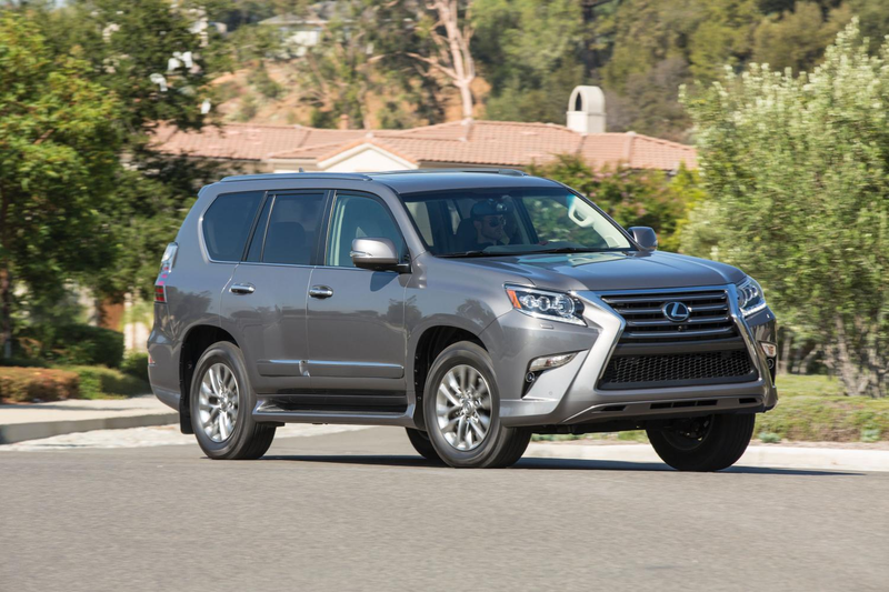 Illustration for article titled Lexus GX 460 Leads A Dual Life With Ultra-Smooth Driving Manners